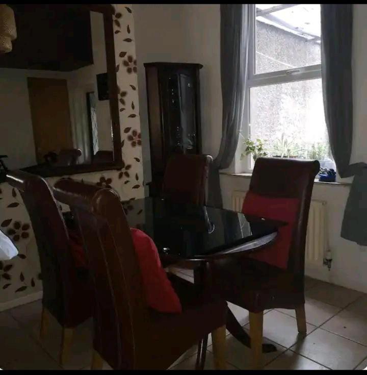 Castleton Apartment Belfast Bagian luar foto